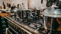Cara Membuat Area Kompor Tetap Bersih Saat Memasak, Higienis dan Nyaman Digunakan