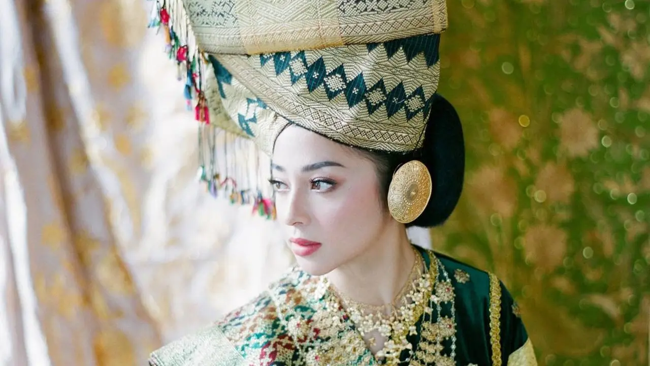 Nikita Willy.