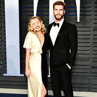 Perjalanan cinta Miley Cyrus dan Liam Hemsworth tak selalu berjalan mulus. Hal itu bukanlah sebuah rahasia lagi. (instagram/mileycyrus)