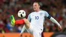 Wayne Rooney. Striker Inggris ini mengoleksi 6 gol dalam 3 edisi Piala Eropa, yaitu Euro 2004, 2012 dan 2016. Pencapaian terbaiknya adalah lolos hingga perempatfinal di edisi 2004 dan 2012. Wayne Rooney memutuskan pensiun pada 15 November 2018 dengan koleksi 120 caps. (Foto: AFP/Paul Ellis)