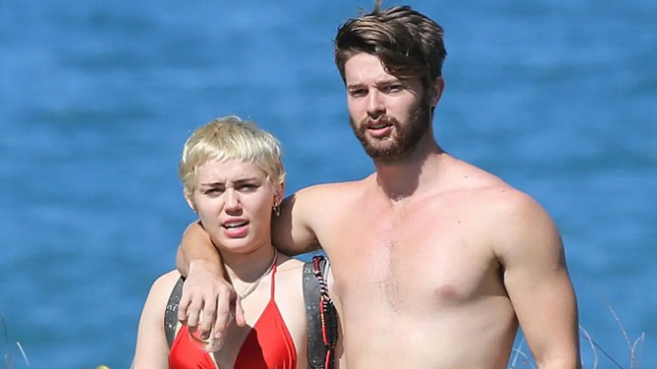 Miley Cyrus dan Patrick Schwarzenegger