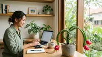 7 Tanaman Buah Dalam Pot Kecil Untuk Meja Kerja Biar Lebih Fresh, Cara Estetik Lepas Penat di Kantor