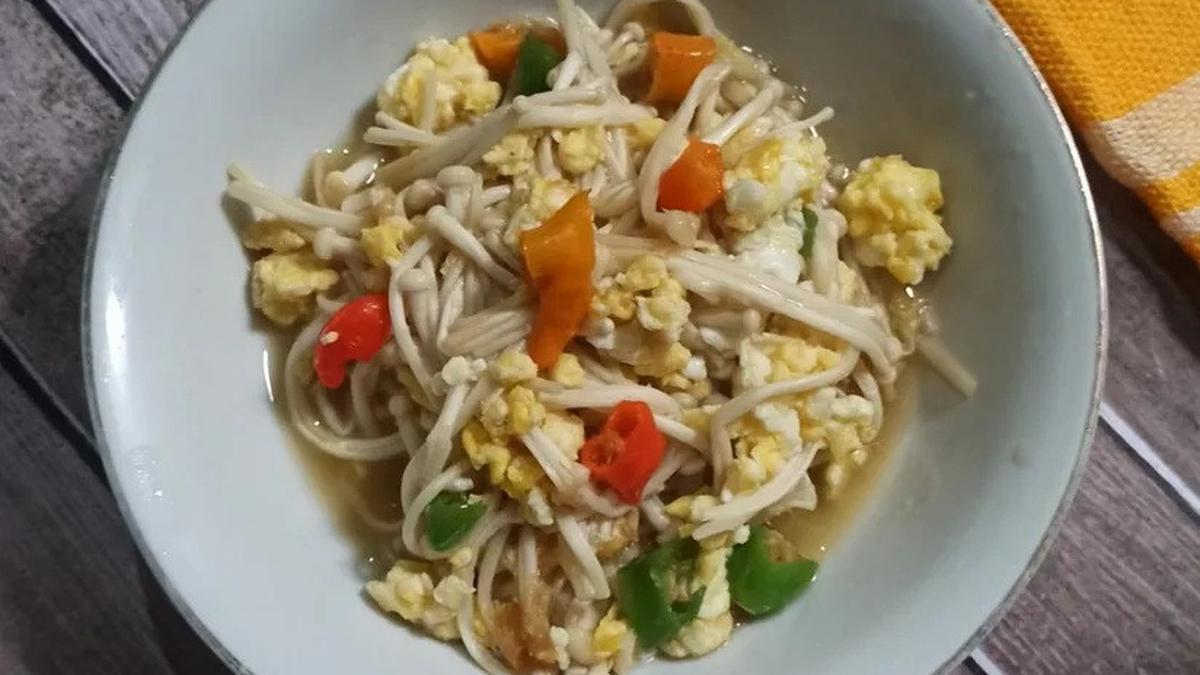 Resep Tumis Enoki Telur, Menu Bekal yang Lezat dan Mudah Dibuat