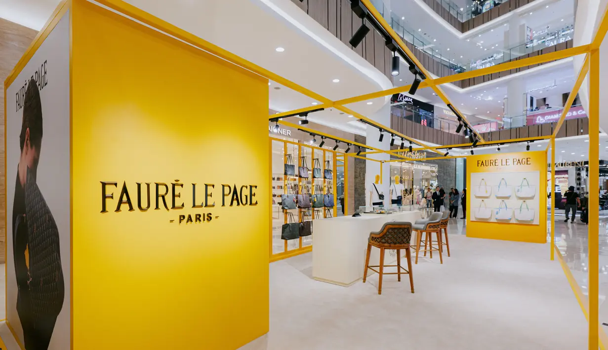 Fauré Le Page, membuka butik pop-up spesial di Promenade, Lantai Dasar Senayan City, yang menyediakan koleksi ikonik Daily Battle.