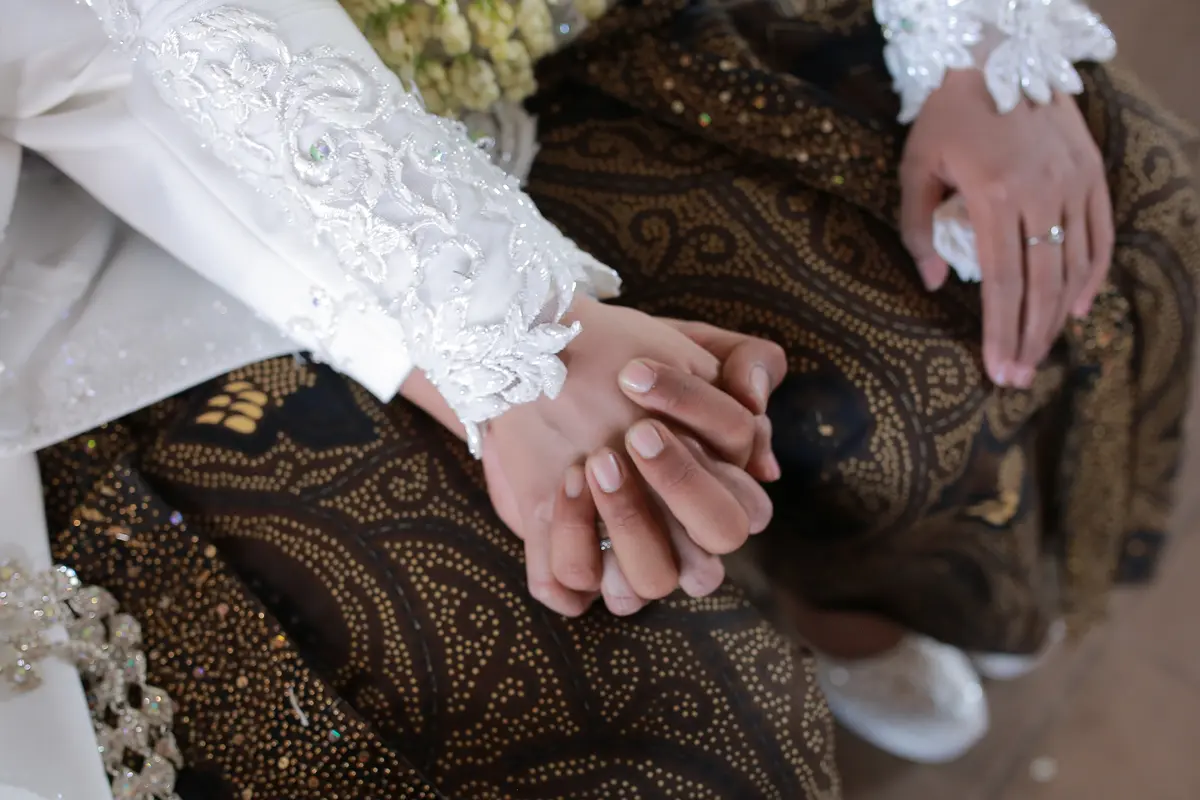 adat dalam menikah