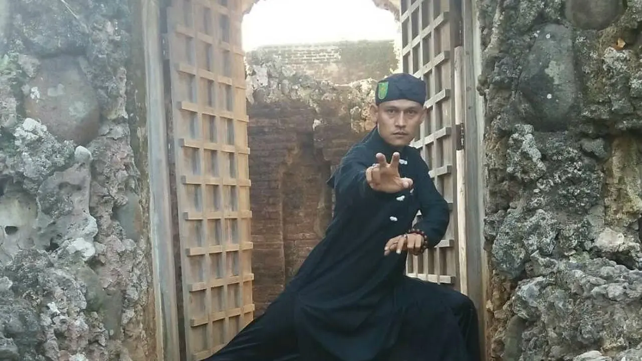Kisah Shandy Bangun Karakter Siswa SLB Cirebon Dengan Barongsai