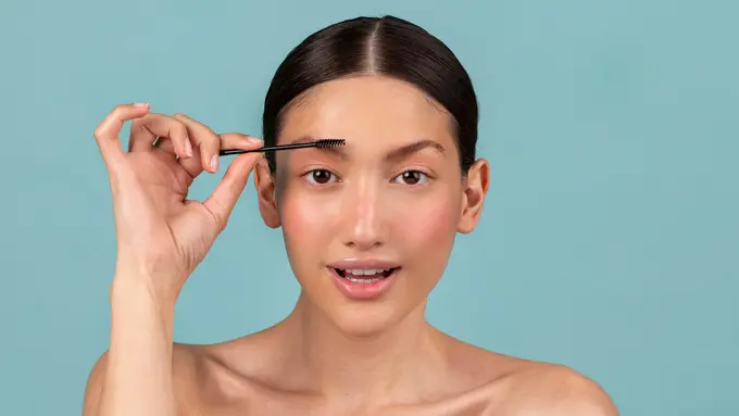 Ilustrasi bentuk alis natural/freepik.com