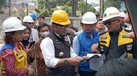 Gubernur Jawa Barat Ridwan Kamil saat melakukan kunjungan kerja di Bogor. (Foto: Achmad Sudarno/Liputan6.com).
