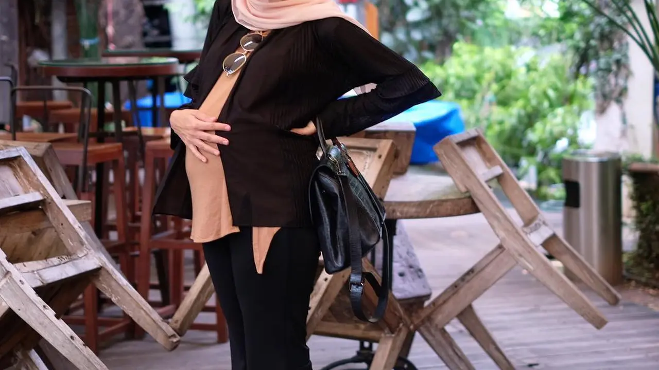 [Bintang] Shireen Sungkar, Zaskia Adya Mecca, dan Zeezee Shahab