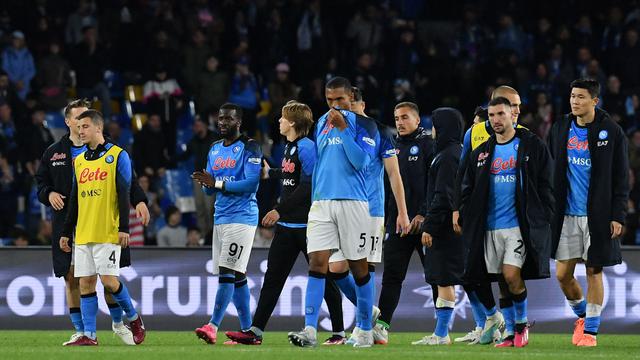 Foto: Napoli Kena Bantai Juara Bertahan AC Milan, Tak Menggeser Posisi Il Partenopei dari Puncak Klasemen Liga Italia