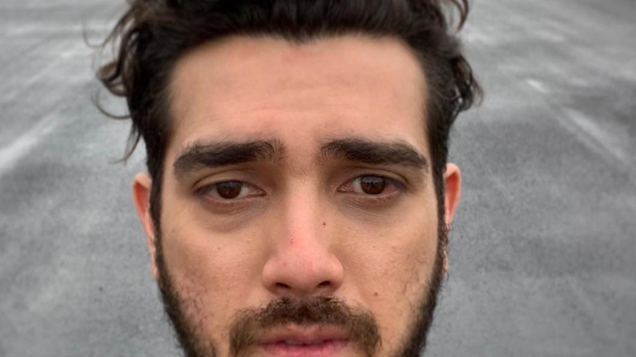 Aktor Fachri Albar Ditangkap dengan Barang Bukti Dumolid, Ganja dan Sabu