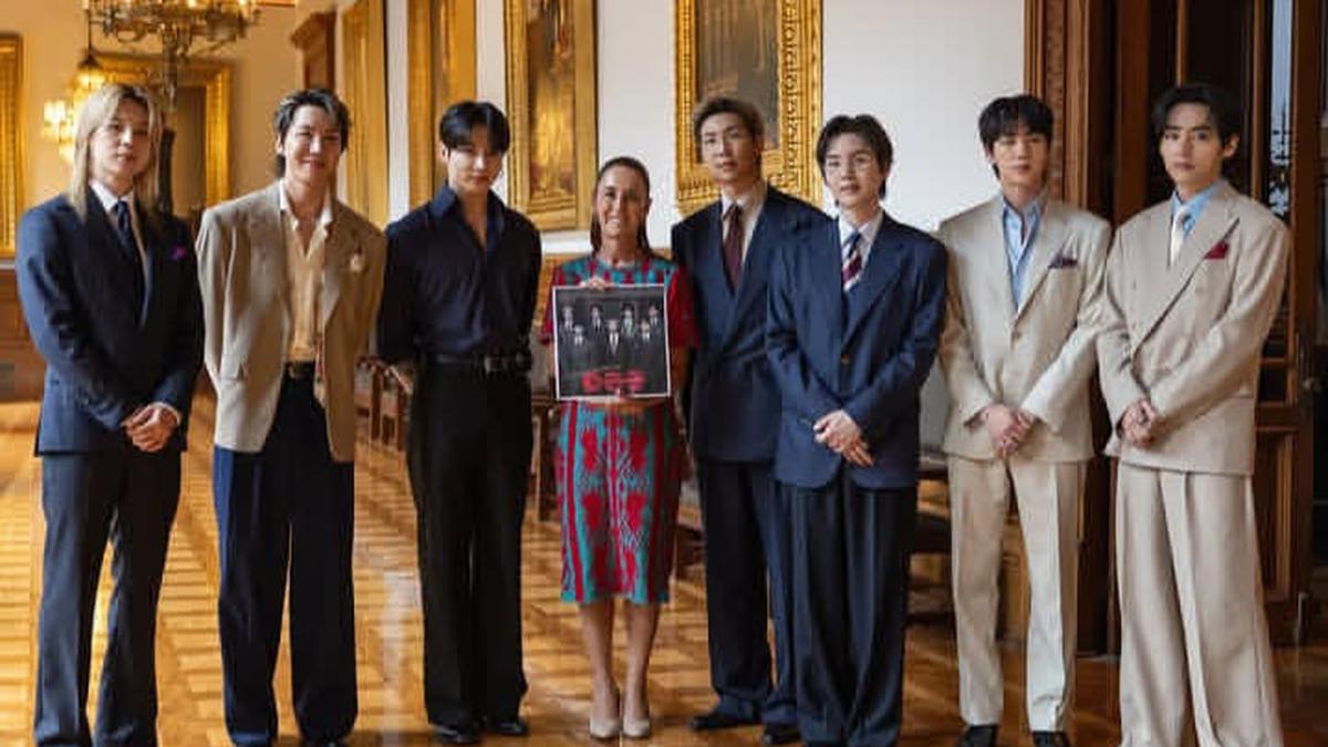 Detail Gaya BTS Bertemu Presiden Meksiko, Formal Bersetelan Jas Kecuali Jungkook