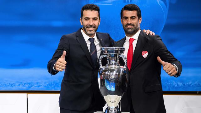 Euro 2028 di Britania Raya-Irlandia dan 2032 Italia-Turki