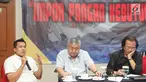 Sekjen Prodem Satyo Purwanto (kiri) saat berbicara dalam diskusi Prodem di Jakarta, Kamis (6/12). Diskusi ini bertema Impor Pangan Kebutuhan Siapa?. (Liputan6.com/JohanTallo)