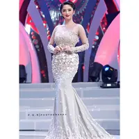 Merupakan hal yang wajar jika Dewi Perssik selalu tampil maksimal di setiap kesempatan, terutama saat di atas panggung. Mengingat profesinya sebagai figur publik yang memiliki banyak penggemar. (Instagram/dewiperssikreal)