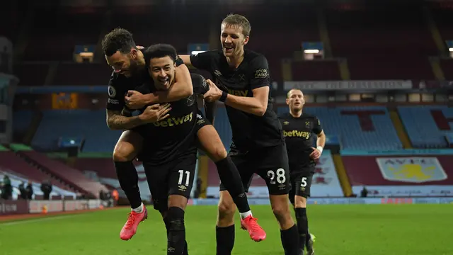 FOTO: Gokil... Dibuang MU, Lord Lingard Moncer di West Ham