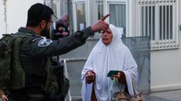 Mereka akan melaksanakan ibadah salat Jumat pada bulan Ramadan. (Hazem BADER/AFP