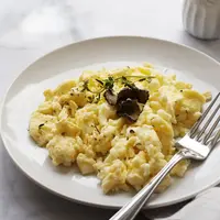 Ilustrasi telur orak-arik lembut/copyright freepik.com