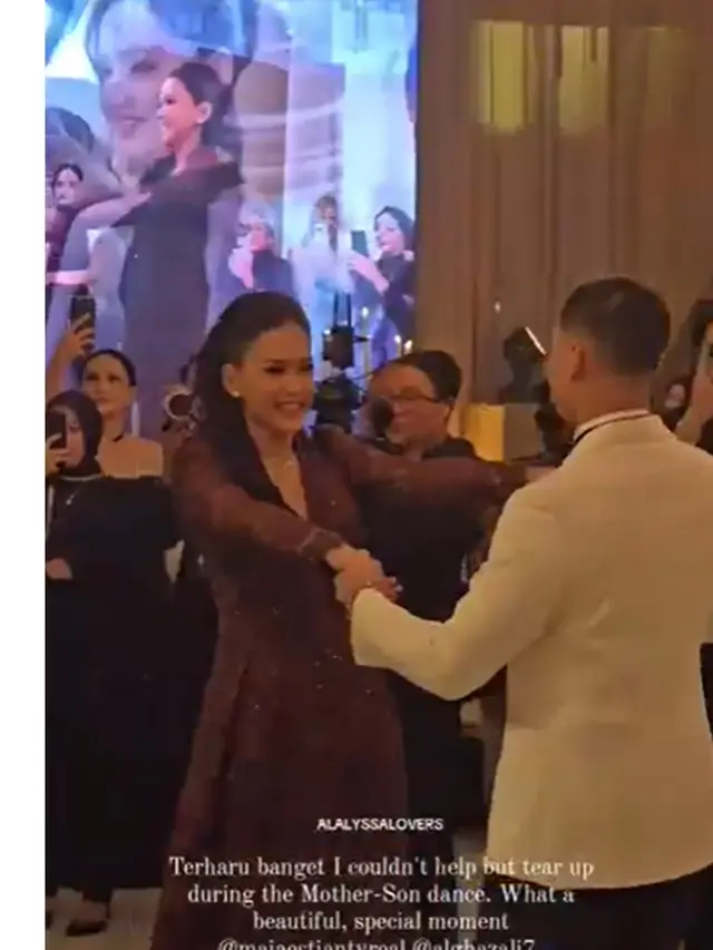 6 Potret Detail Outfit Maia Estianty di Intimate Dinner Al Ghazali-Alyssa Daguise