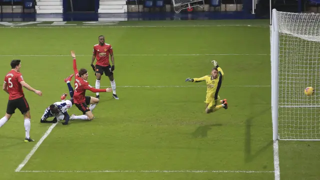 FOTO: Dikejutkan dengan Gol Cepat, Manchester United Tertahan di Kandang West Bromwich Albion