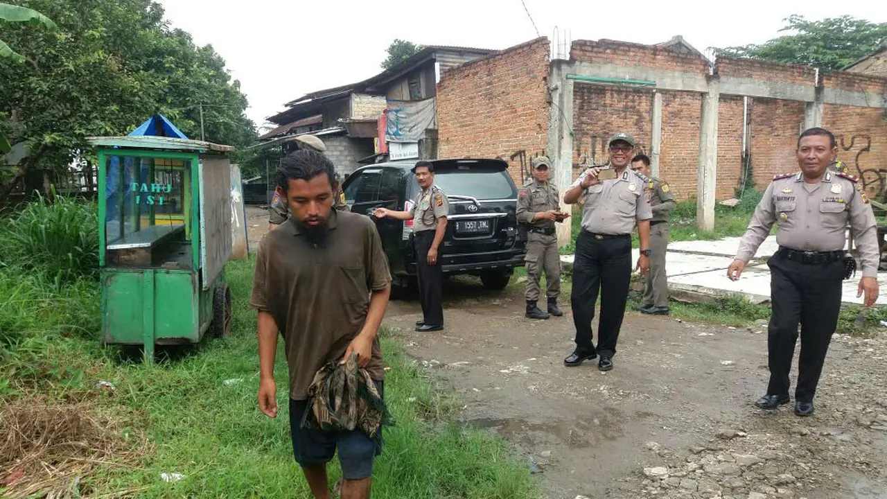 Razia Orang Gila
