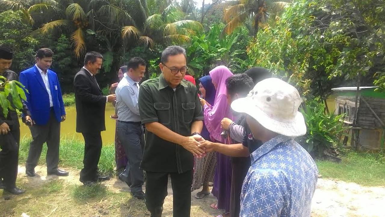 20160217-Melihat-Gaya-Blusukan-Ketua-MPR-di-Lampung