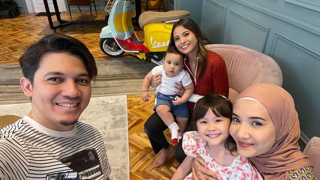 Irwansyah dan Zaskia Sungkar