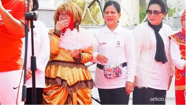 7 Momen Keseruan Para Menteri Kabinet Kerja Jokowi-JK Lomba Agustusan
