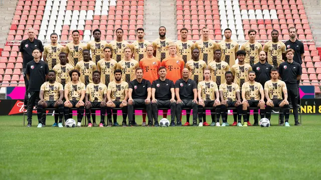 Bagus Kahfi bersama Jong Utrecht.