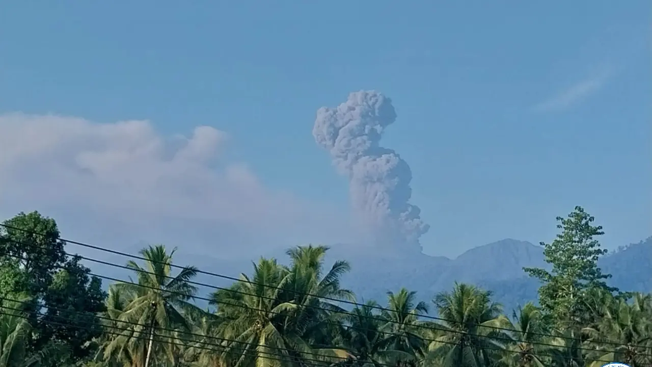 Gunung Dukono