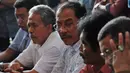 Mantan Wali Kota Makassar, Ilham Arief Sirajuddin, mengaku bersyukur atas putusan hakim Pengadilan Negeri Jakarta Selatan yang mengabulkan gugatan praperadilan yang diajukannya kepada KPK, Jakarta, Selasa (12/5/2015). (Liputan6.com/Andrian M Tunay)