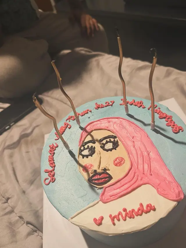 Potret kue ulang tahun Indah Ningtyas (Sumber: Instagram/@indhningtys)