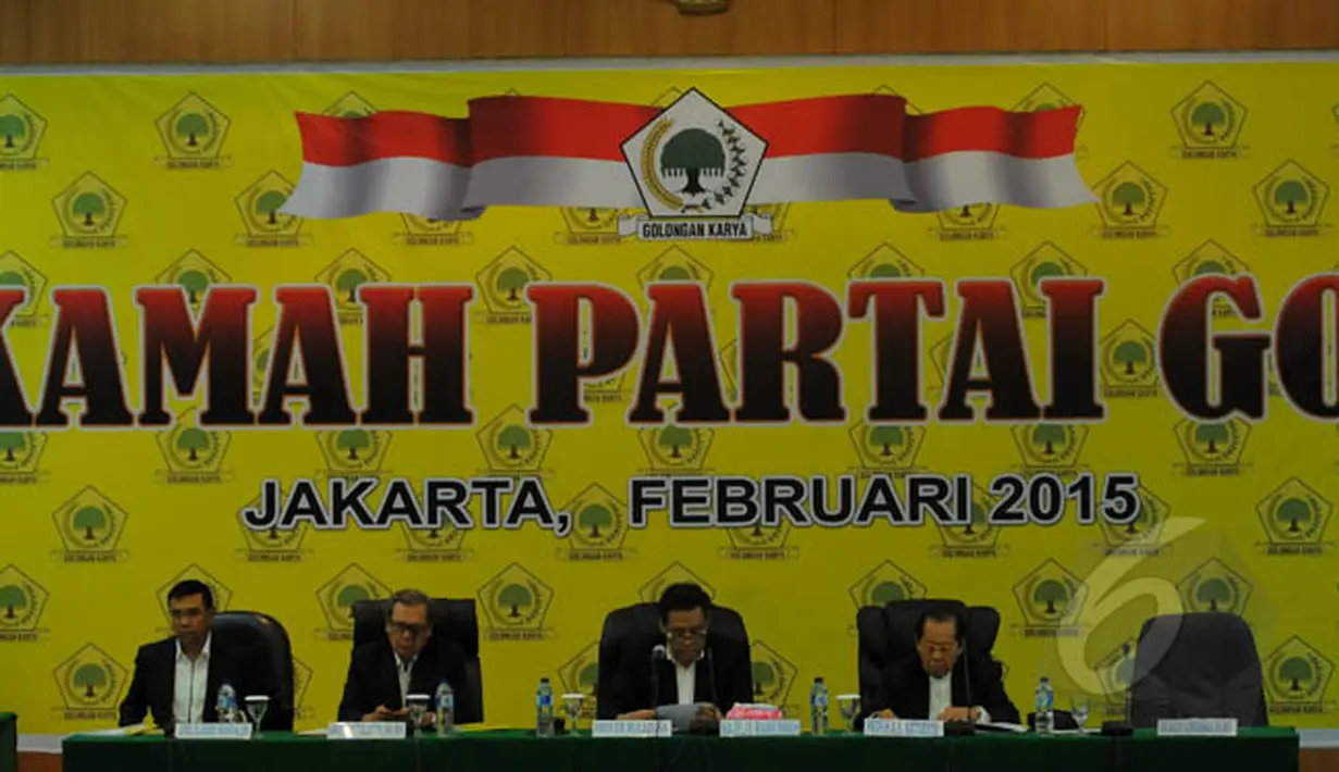Mahkamah Partai Golkar menggelar sidang konflik Partai Golkar di kantor DPP Partai Golkar, Rabu (11/2/2015). (Liputan6.com/Faisal R Syam)