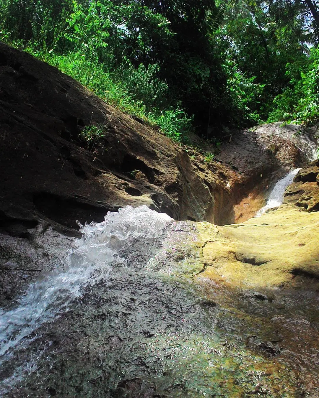 Batu Gedong, Tulungagung, Jawa Timur. (Sumber Foto: yossicart/Instagram)