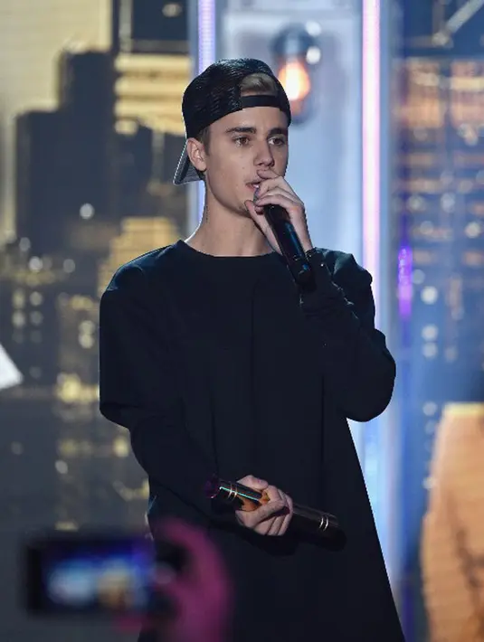 Melansir Ace Showbiz, Selasa (29/8/2017), Justin dilarikan ke UGD di Northwell Health, di Great Neck. Ia langsung menuju ke sana lantaran bagian testisnya terpelintir setelah bermain sepak bola. (AFP)