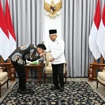 Wakil presiden terpilih Gibran Rakabuming Raka menemui Wakil Presiden Ma'ruf Amin Rabu (24/4/2024). (Foto: Setwapres)