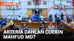 Arteria Dahlan Sengaja Tidak Salaman dengan Mahfud MD?