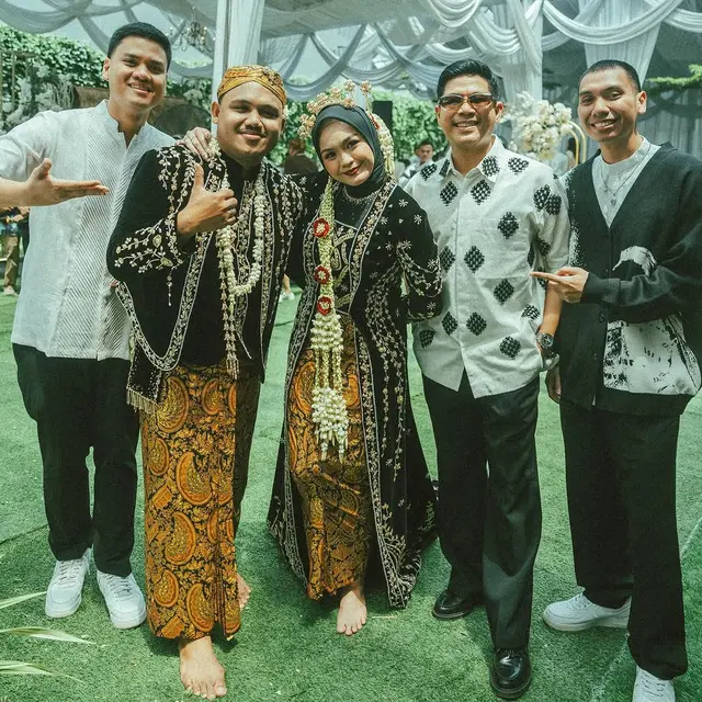Dimansyah Laitupa dan Salma Salsabil Menikah