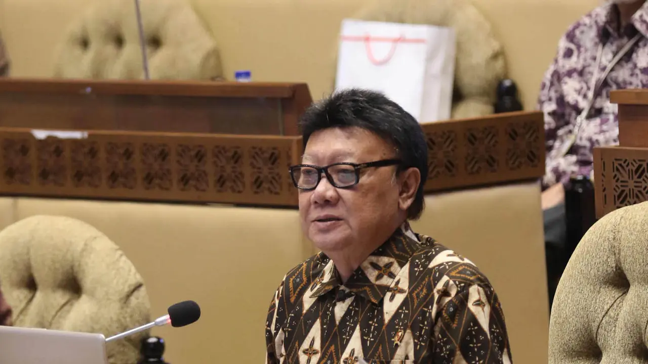 MenPAN-RB Tjahjo Kumolo Raker dengan Komisi II DPR
