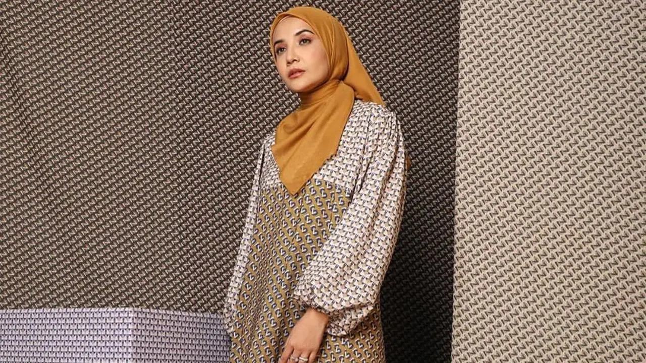 Zaskia Sungkar.