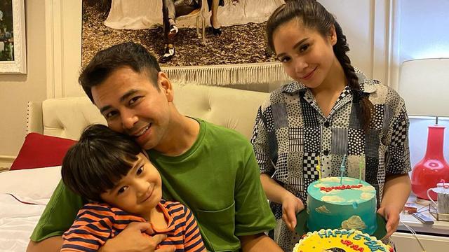 [Fimela] Nagita Slavina dan Raffi Ahmad