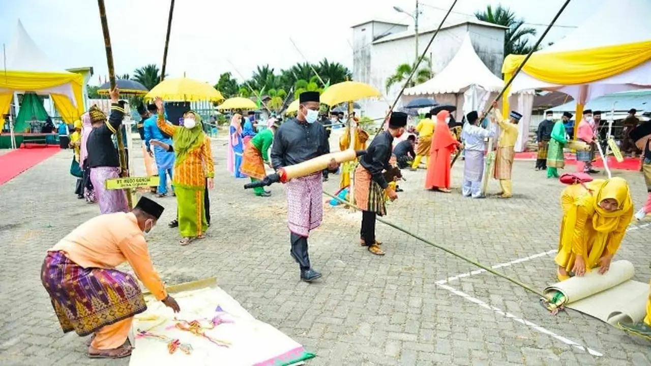 Kegiatan Togak Tongol menyambut Ramadan di Kabupaten Pelalawan.