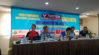 Konferensi pers jelang turnamen bulutangkis Victor Surabaya International Series 2017 dan Bank Jatim Victor Open 2017 di di Hotel Sahid Gunawangsa, Surabaya, Minggu (7/5/2017). (Bola.com/Fahrizal Arnas)