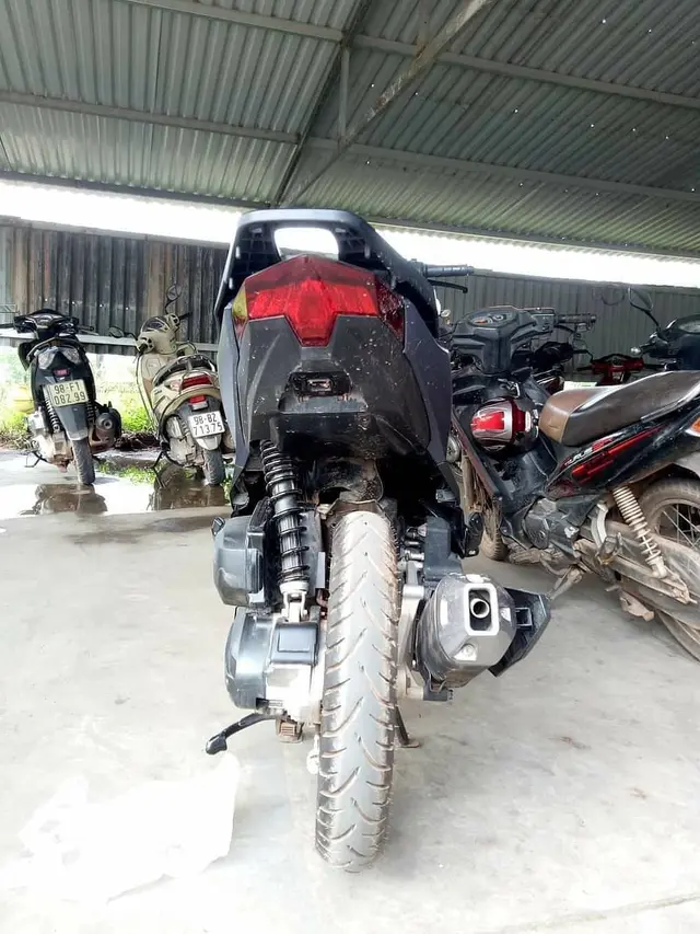 Kumpulan potret skutik yang salah urat (ist)