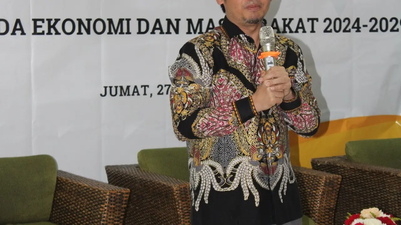 Dekan FEB UI Teguh Dartanto