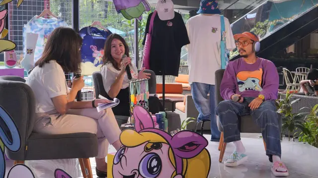 Foto Teressa dan Muklay membagikan cerita kolaborasinya