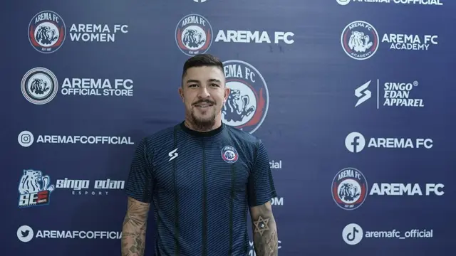 Charles Raphael, Arema FC