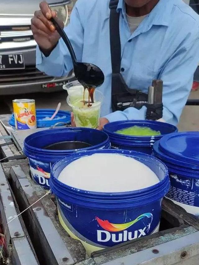 10 Potret Nyeleneh Pedagang Pakai Alat Tak Biasa Waktu Jualan Ini Bikin Heran