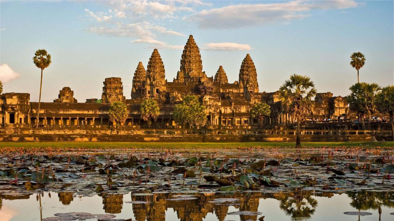 6 Tata Krama Penting Yang Harus Diperhatikan ketika di Kamboja