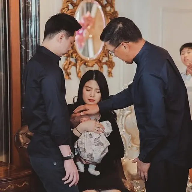 7 Momen Perayaan 1 Bulan Avery, Putri Kevin Sanjaya dan Valencia Tanoe